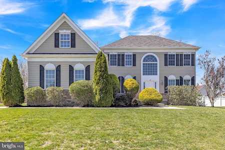 127 Blue Meadow Ln Sicklerville, NJ 08081