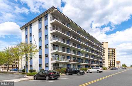 10 135th St #204 Ocean City, MD 21842