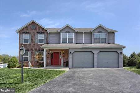 149 Martel Circle Dillsburg, PA 17019