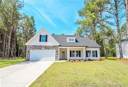 161 Flying Bolt Dr Raeford, NC 28376