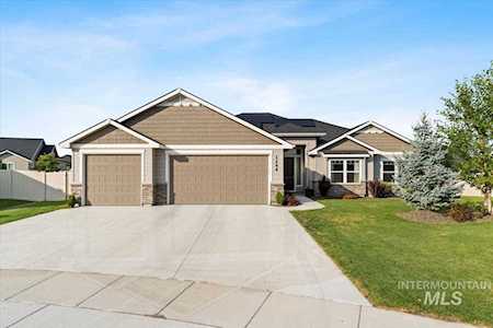 1244 N Powder River Dr Middleton, ID 83644