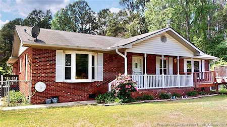 44 Hiroko Ln Spring Lake, NC 28390