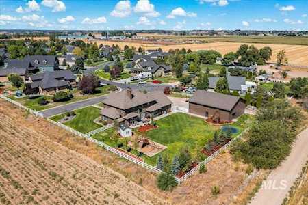 8216 S Buffalo Creek Ln Meridian, ID 83642