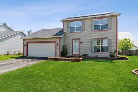 2083 Kathleen Circle Montgomery, IL 60538