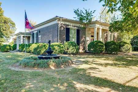 305 3rd Ave S Franklin, TN 37064