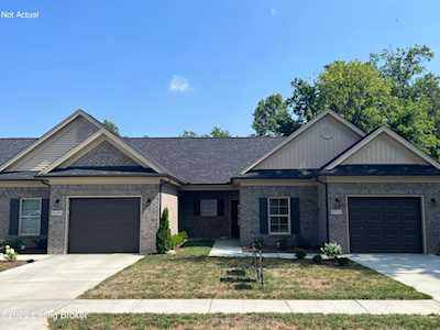 6515 Blum Farm Ct Louisville, KY 40291