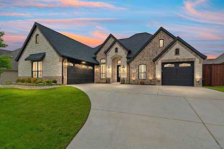 9105 Venado Drive North Richland Hills, TX 76182