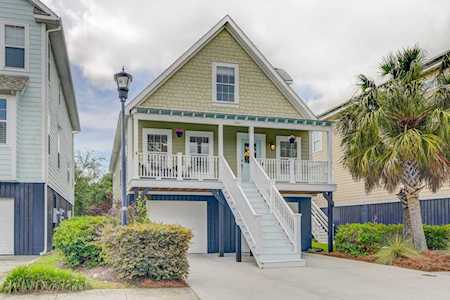 1025 Hunley Waters Circle North Charleston, SC 29405