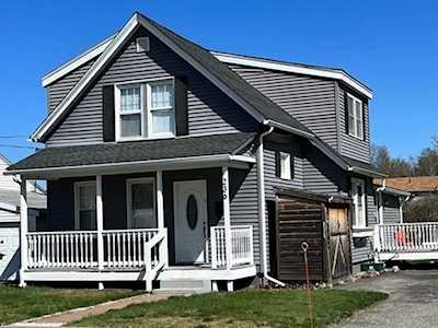 236 Clover St Worcester, MA 01603