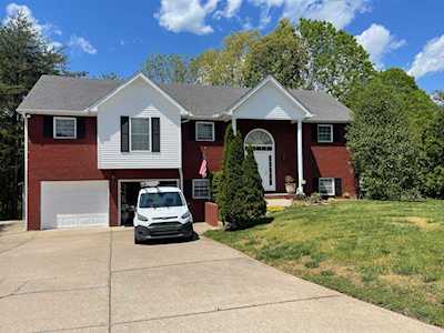7201 Sir William Dr Fairview, TN 37062