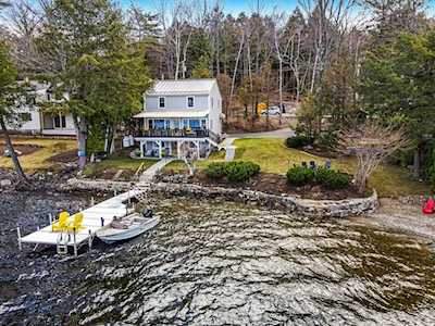 668 Memorial Dr Winthrop, ME 04364