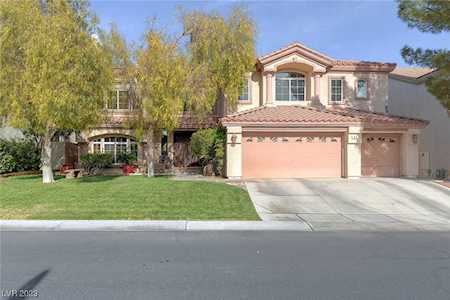 66 Gulf Pines Ave Las Vegas, NV 89148