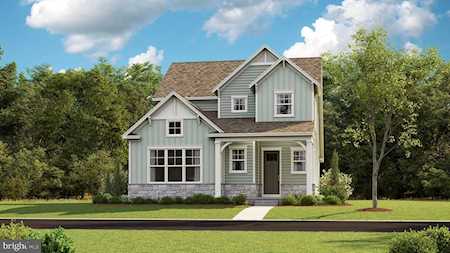 5684 Lewis Carroll Dr White Plains, MD 20695