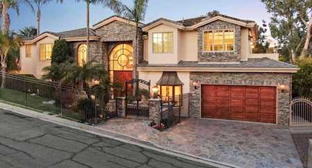 6131 La Pintura La Jolla, CA 92037