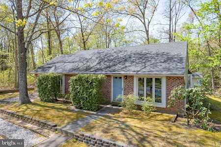 559 Greenbriar Dr Williamstown, NJ 08094