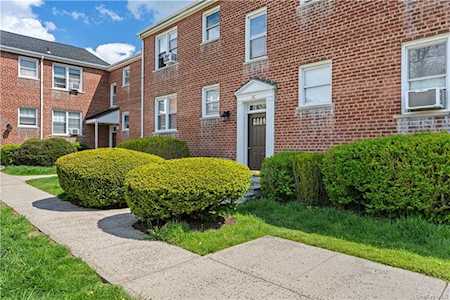 260 Church Street #3C4 White Plains, NY 10603