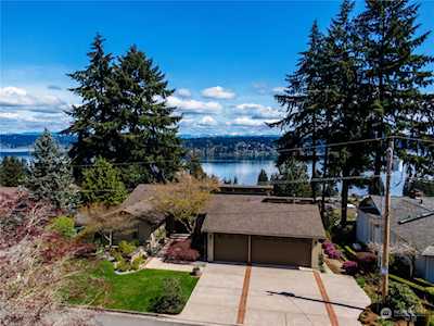 2646 168th Ave SE Bellevue, WA 98008