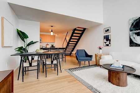 1 Earhart #318 Cambridge, MA 02141