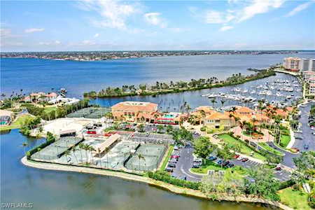 gulf harbor yacht club homes for sale