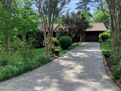 1535 Chestnut Ridge Drive Dr Lenoir City, TN 37771