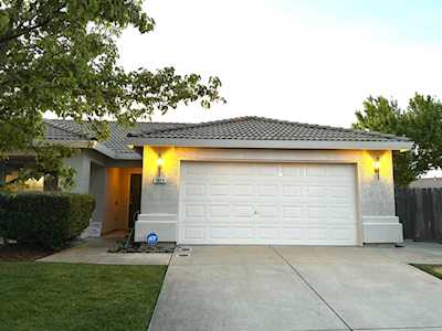9824 Imperia Ct Elk Grove, CA 95757