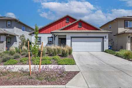 1183 Aspenparke Way Sacramento, CA 95834