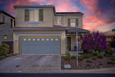 400 Redwood Village Place Roseville, CA 95747