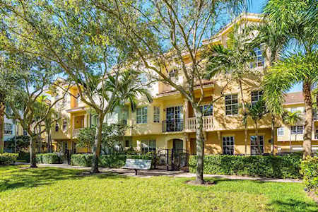 2409 San Pietro Circle Palm Beach Gardens, FL 33410