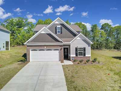 2910 Parkwest Dr Albemarle, NC 28001