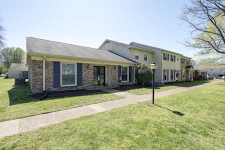 8207 Sawyer Brown Rd #K6 Nashville, TN 37221