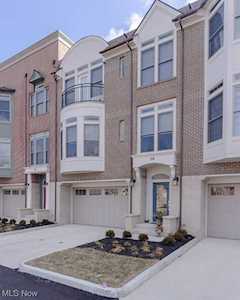 59 Ashbourne Dr Westlake, OH 44145