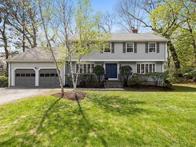 110 Glen Rd Wellesley, MA 02481