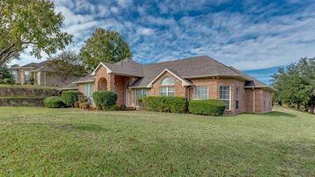 300 Bluffview Court Forney, TX 75126