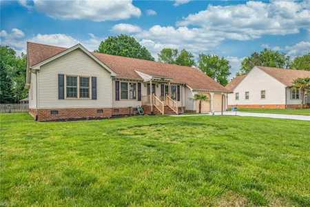 805 N Haven Circle Chesapeake, VA 23322