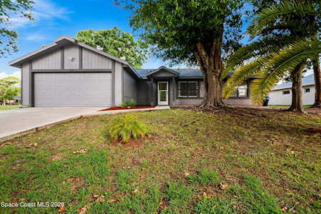 507 SE Vin Rose Circle Palm Bay, FL 32909