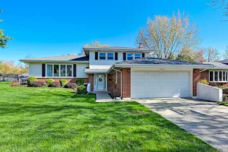 18W164 71st St Darien, IL 60561