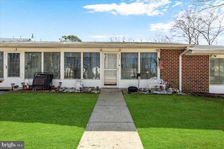 882E Balmoral Ct Lakewood, NJ 08701