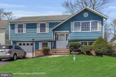 1011 Rue Ave Point Pleasant Boro, NJ 08742