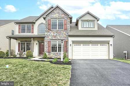 28 Hamlet Circle Mechanicsburg, PA 17050