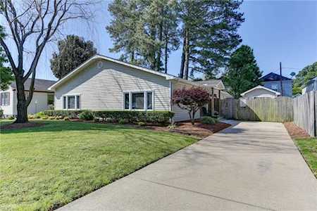 1803 Lockard Ave Chesapeake, VA 23320