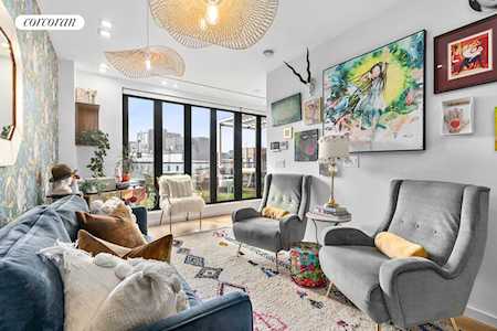 221 Devoe St #4A Brooklyn, NY 11211