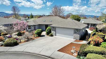 3519 Shawna Dr Medford, OR 97504