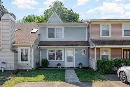 1805 Beckwood Common Chesapeake, VA 23320