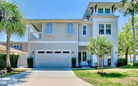 270 14th ST Atlantic Beach, FL 32233