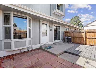 8762 Chase Dr Arvada, CO 80003