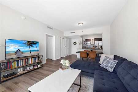 951 Brickell Ave #1903 Miami, FL 33131
