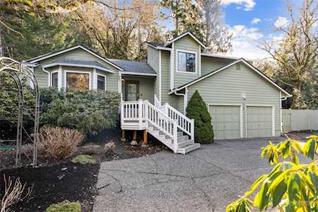 930 218th Ave NE Sammamish, WA 98074