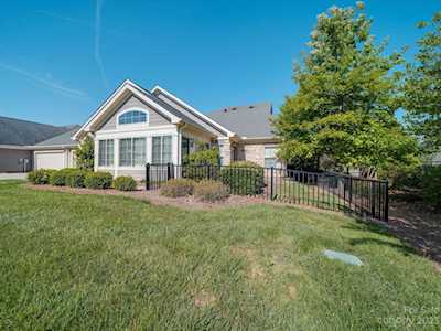 1316 Somersby Circle Gastonia, NC 28054