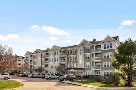 87 Clocktower Dr #308 Waltham, MA 02452