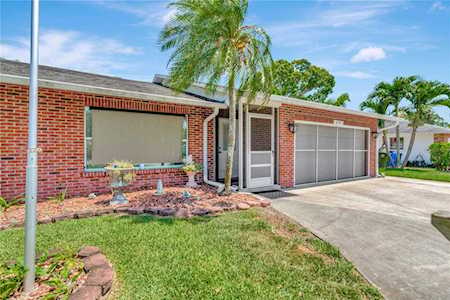 2107 43rd St W Bradenton, FL 34209